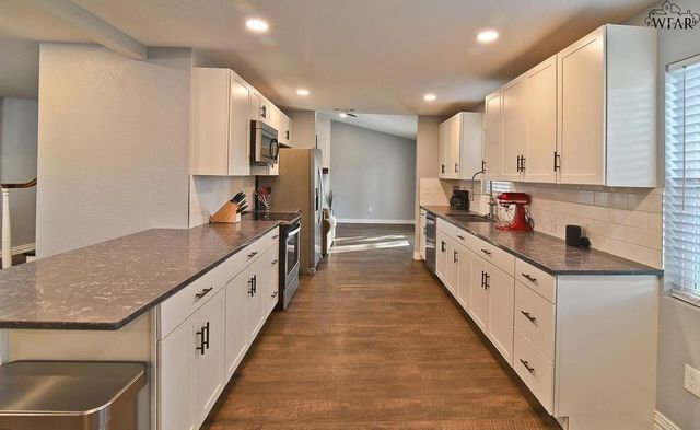 5 SUMMIT CIRCLE, Wichita Falls, TX 76310