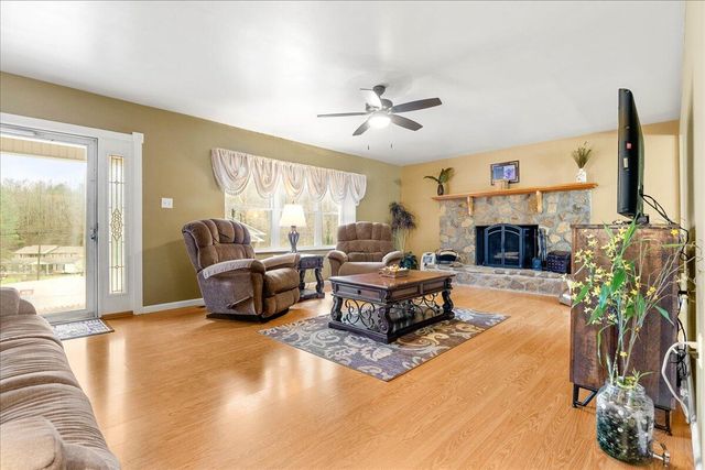 5318 KY-1304, Hinkle, KY 40953