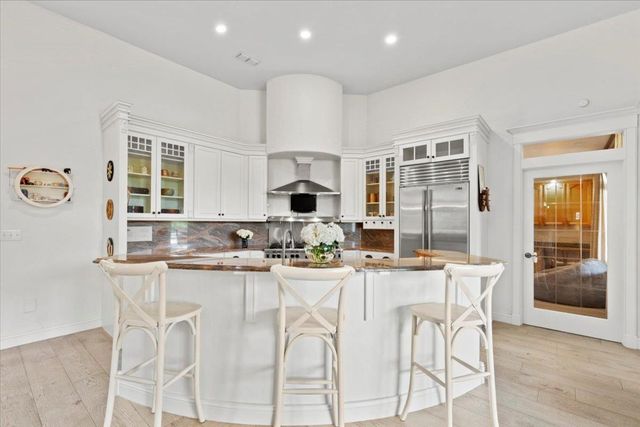 220 Southriver ST, Wimberley, TX 78676