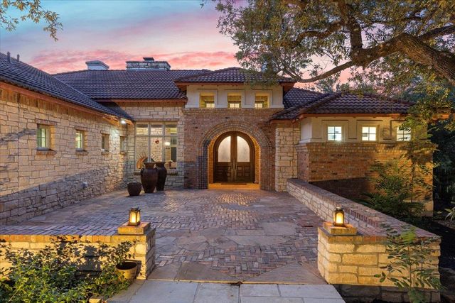 220 Southriver ST, Wimberley, TX 78676