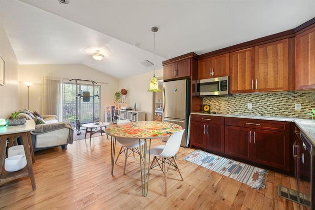 220 Southriver ST, Wimberley, TX 78676