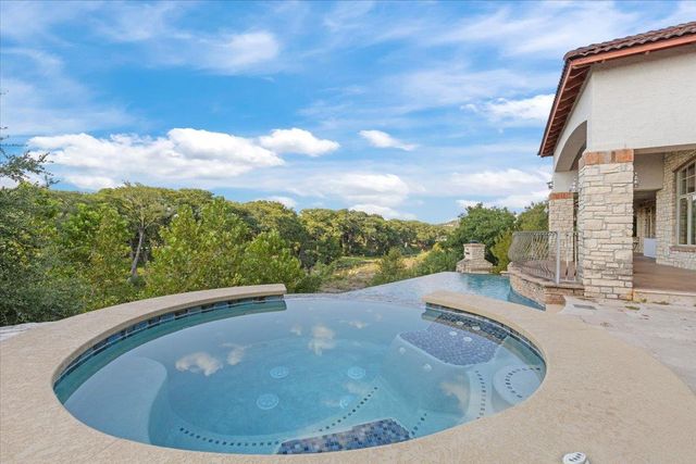220 Southriver ST, Wimberley, TX 78676