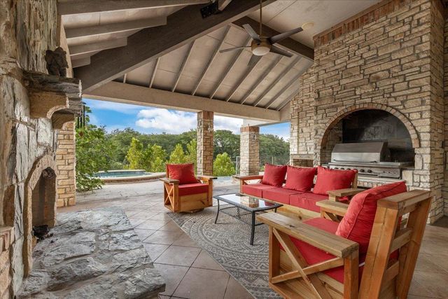 220 Southriver ST, Wimberley, TX 78676