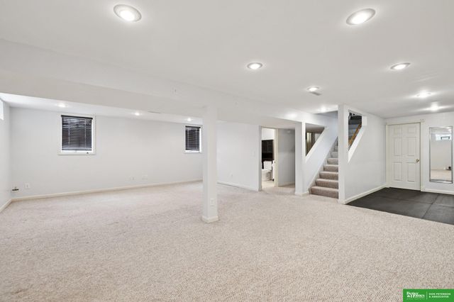 4962 Magnolia Street, Omaha, NE 68137