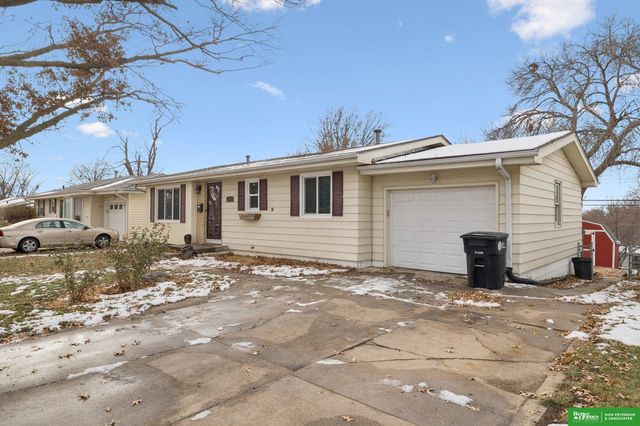 4962 Magnolia Street, Omaha, NE 68137