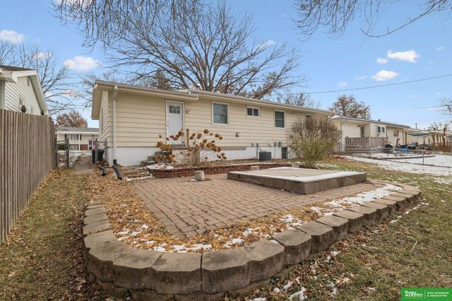 4962 Magnolia Street, Omaha, NE 68137