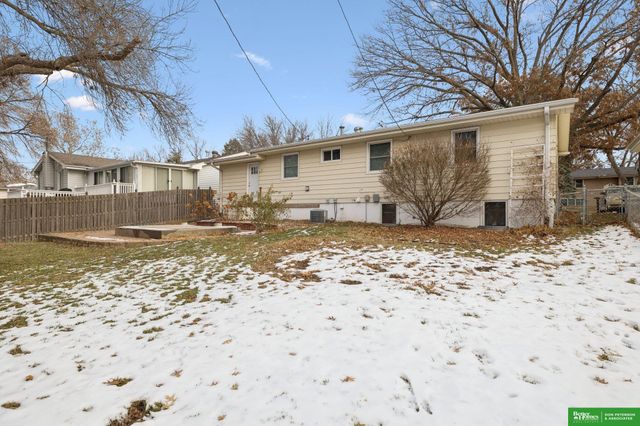 4962 Magnolia Street, Omaha, NE 68137