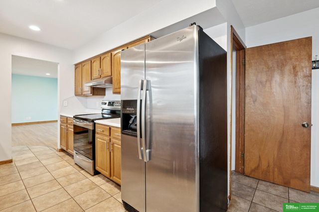 4962 Magnolia Street, Omaha, NE 68137