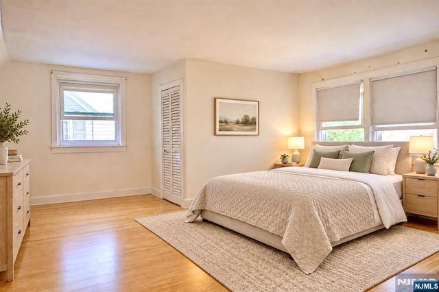 12 Central Avenue, Pompton Lakes, NJ 07442