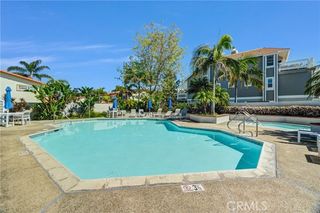 4682 WARNER Avenue C304, Huntington Beach, CA 92649