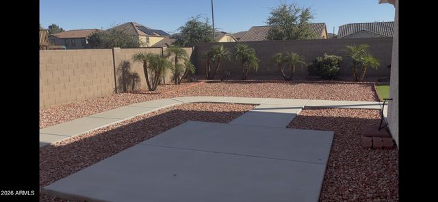 18349 W MARSHALL Lane W, Surprise, AZ 85388
