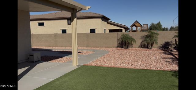 18349 W MARSHALL Lane W, Surprise, AZ 85388