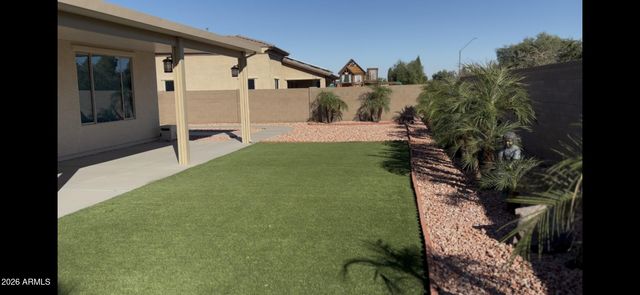 18349 W MARSHALL Lane W, Surprise, AZ 85388