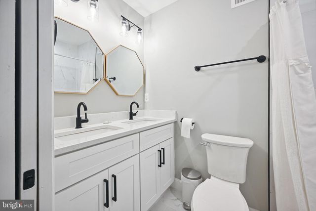 1732 L ST NE, Washington, DC 20002