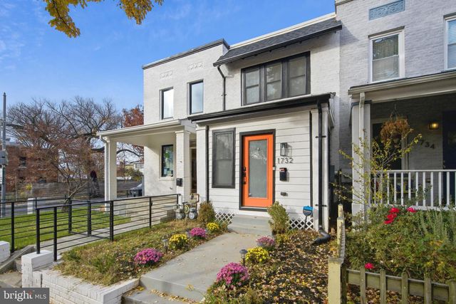 1732 L ST NE, Washington, DC 20002