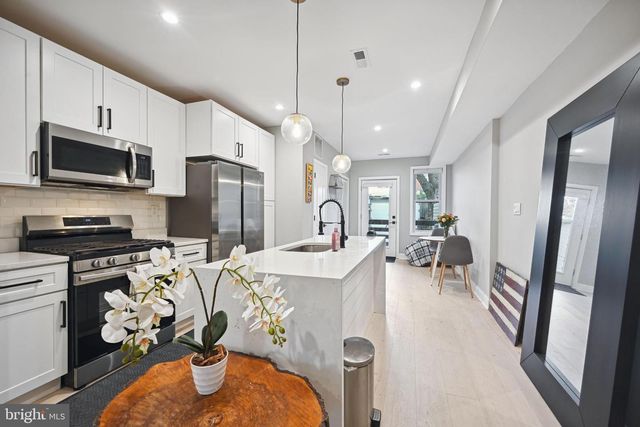 1732 L ST NE, Washington, DC 20002