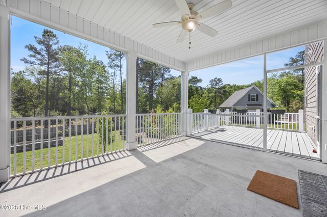 41 Angel Oaks Court, Hampstead, NC 28443