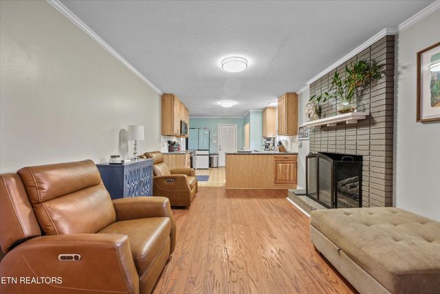 4516 Green Castle Rd, Louisville, TN 37777