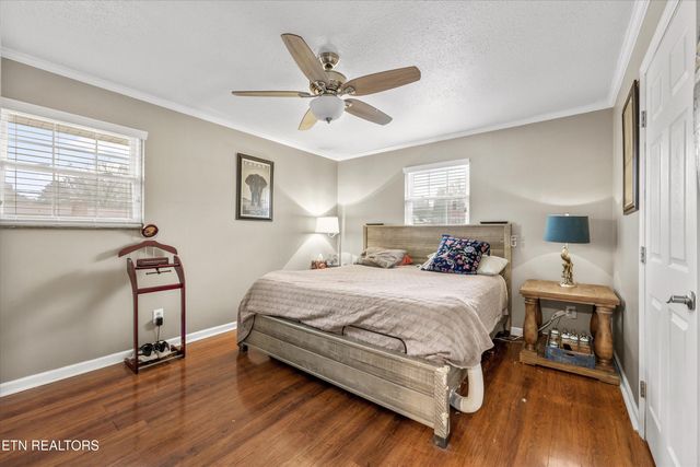 4516 Green Castle Rd, Louisville, TN 37777