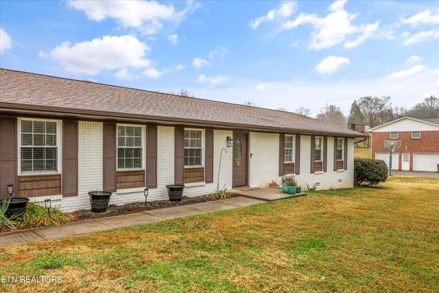 4516 Green Castle Rd, Louisville, TN 37777