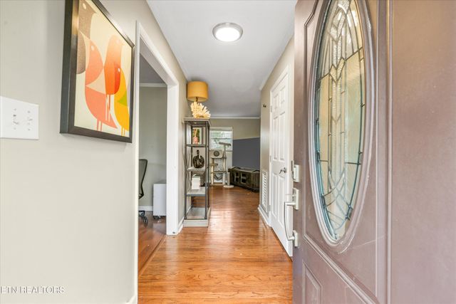 4516 Green Castle Rd, Louisville, TN 37777