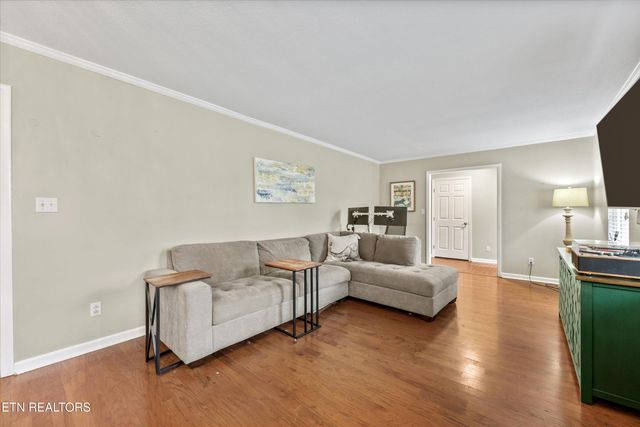 4516 Green Castle Rd, Louisville, TN 37777