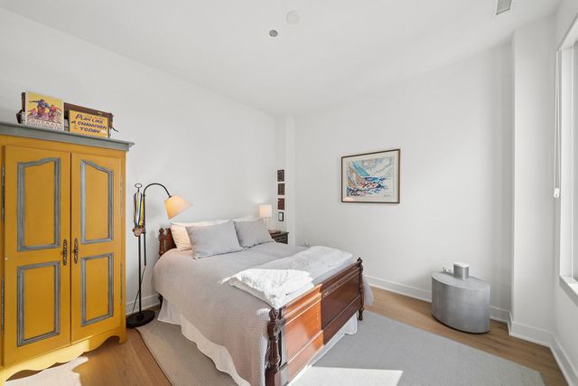 323 S Racine Avenue PHD, Chicago, IL 60607