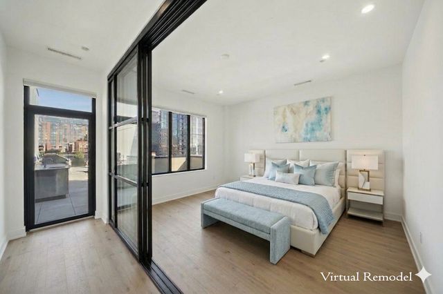 323 S Racine Avenue PHD, Chicago, IL 60607