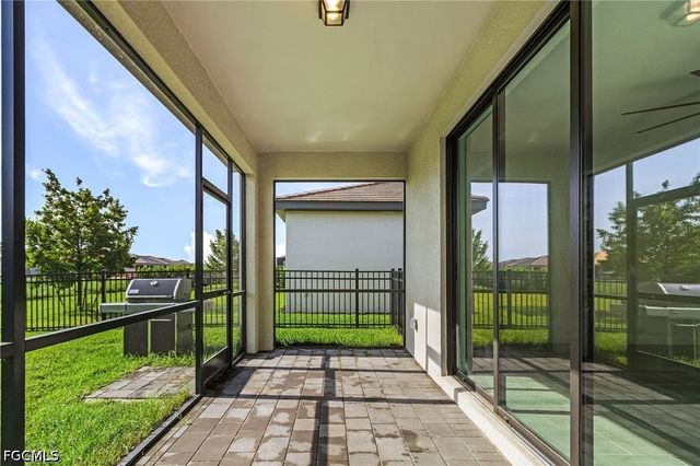 11151 Timber Creek DR E, Fort Myers, FL 33913