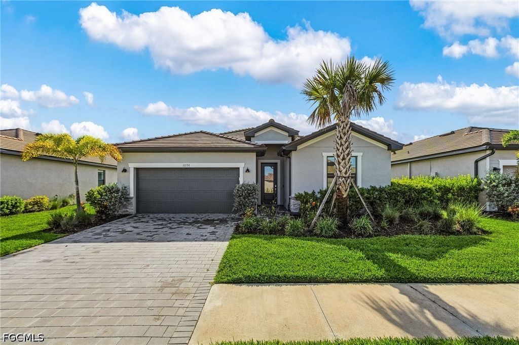 11151 Timber Creek DR E, Fort Myers, FL 33913