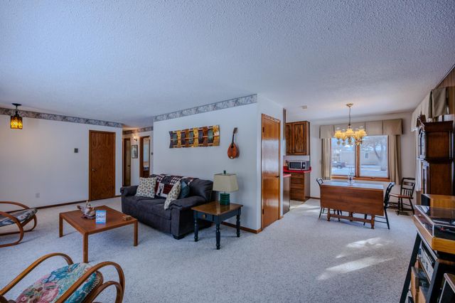 1804 Delton Avenue NW, Bemidji, MN 56601