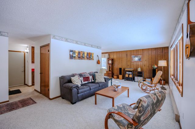 1804 Delton Avenue NW, Bemidji, MN 56601