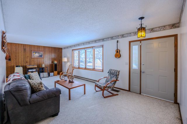 1804 Delton Avenue NW, Bemidji, MN 56601
