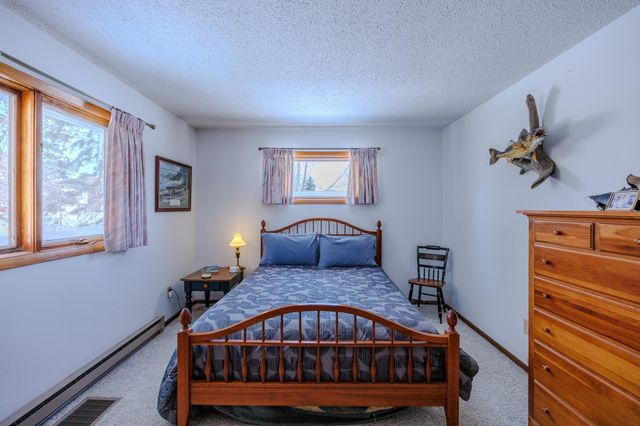 1804 Delton Avenue NW, Bemidji, MN 56601