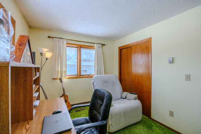 1804 Delton Avenue NW, Bemidji, MN 56601
