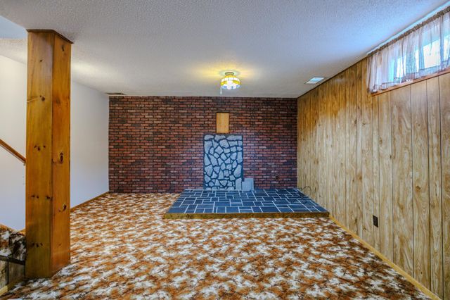 1804 Delton Avenue NW, Bemidji, MN 56601