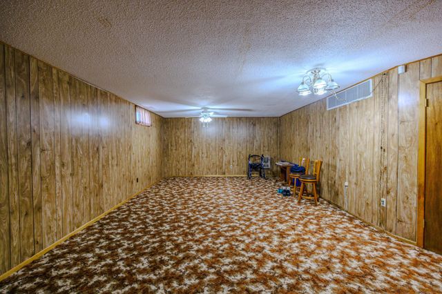 1804 Delton Avenue NW, Bemidji, MN 56601