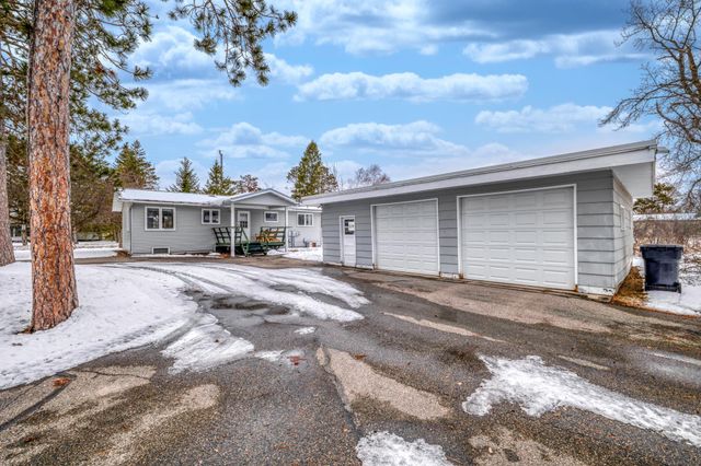 1804 Delton Avenue NW, Bemidji, MN 56601