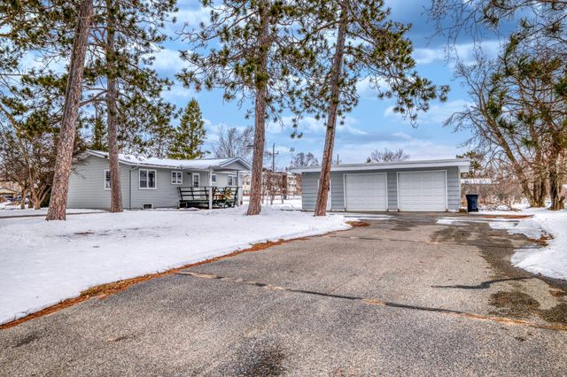 1804 Delton Avenue NW, Bemidji, MN 56601