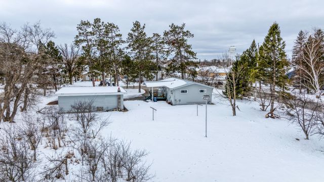 1804 Delton Avenue NW, Bemidji, MN 56601