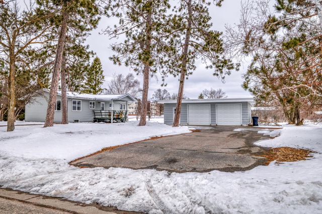 1804 Delton Avenue NW, Bemidji, MN 56601
