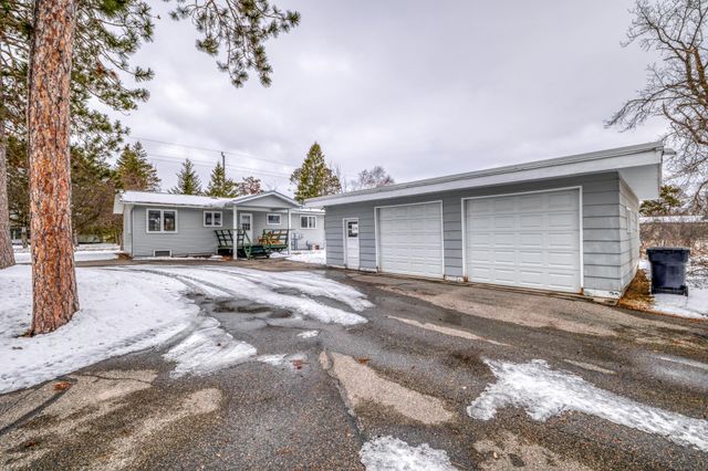 1804 Delton Avenue NW, Bemidji, MN 56601