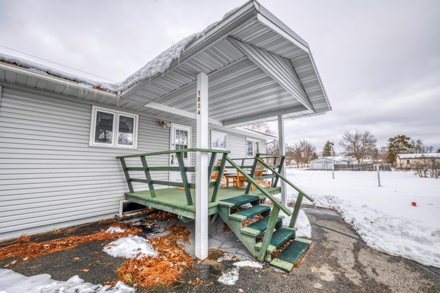 1804 Delton Avenue NW, Bemidji, MN 56601