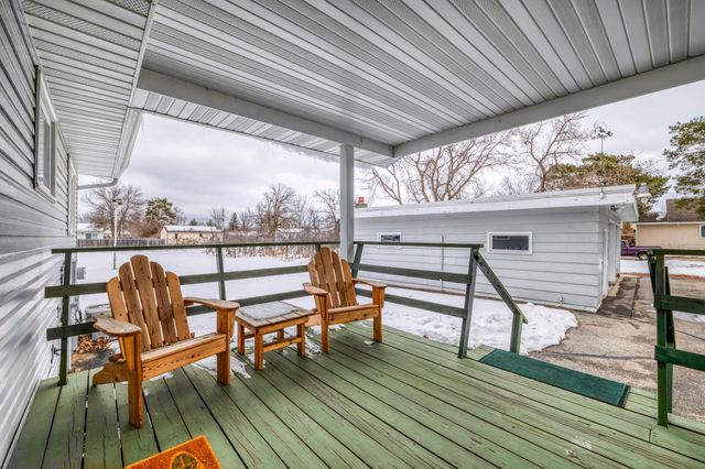 1804 Delton Avenue NW, Bemidji, MN 56601