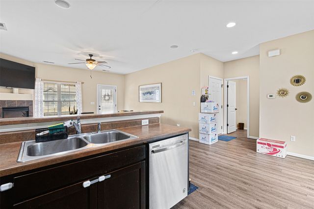 404 Cambria Drive, North Liberty, IA 52317