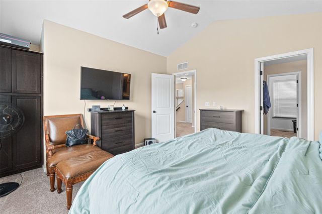 404 Cambria Drive, North Liberty, IA 52317