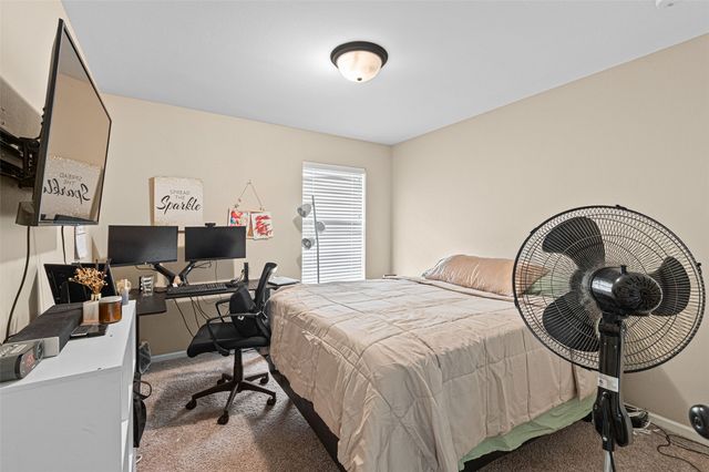 404 Cambria Drive, North Liberty, IA 52317