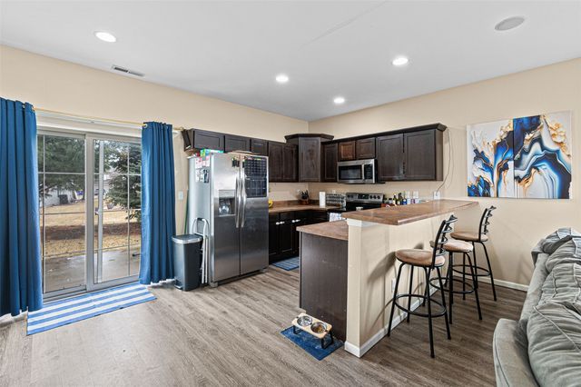 404 Cambria Drive, North Liberty, IA 52317