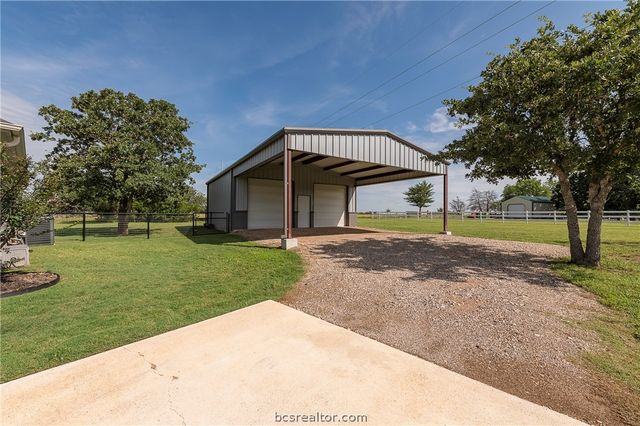4119 Golden Eagle Drive, Bryan, TX 77808