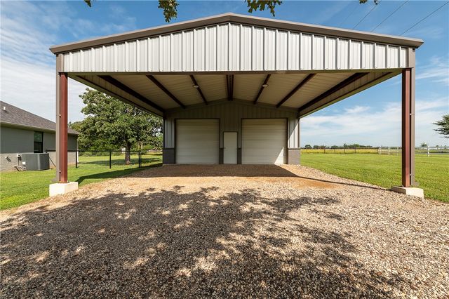 4119 Golden Eagle Drive, Bryan, TX 77808